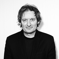 Rafael J. &Aacute;lvarez